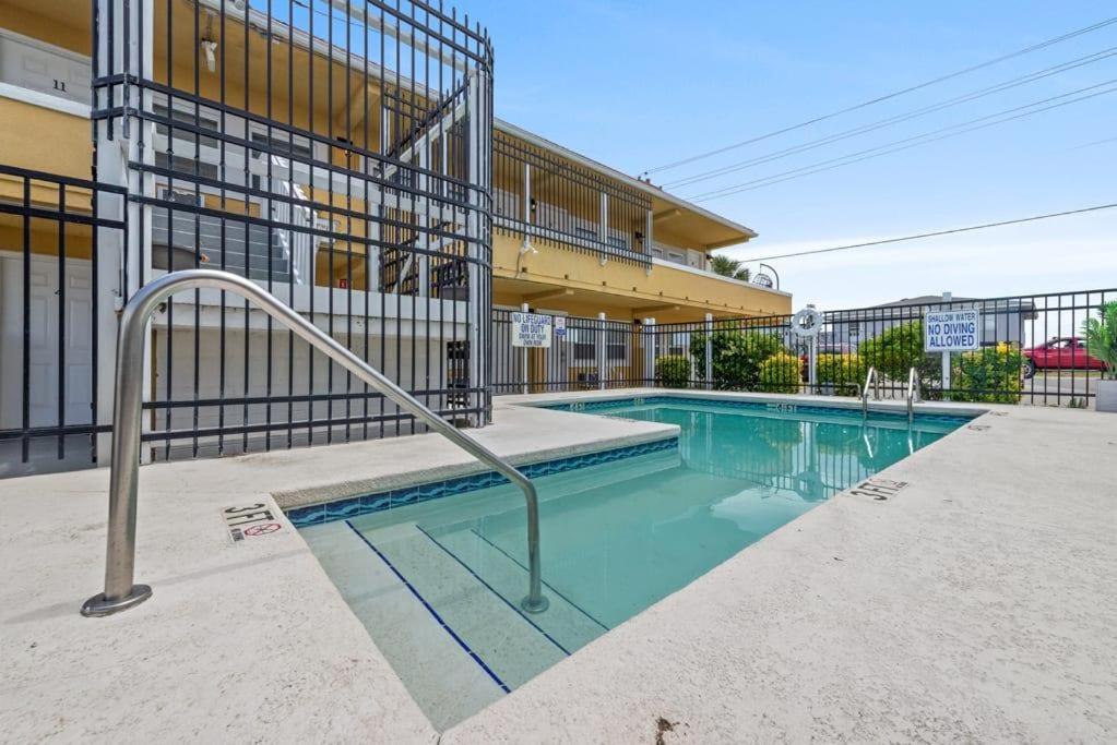 Perfect Location 1Br Pool Parking Outside Area 8 Appartement Myrtle Beach Buitenkant foto